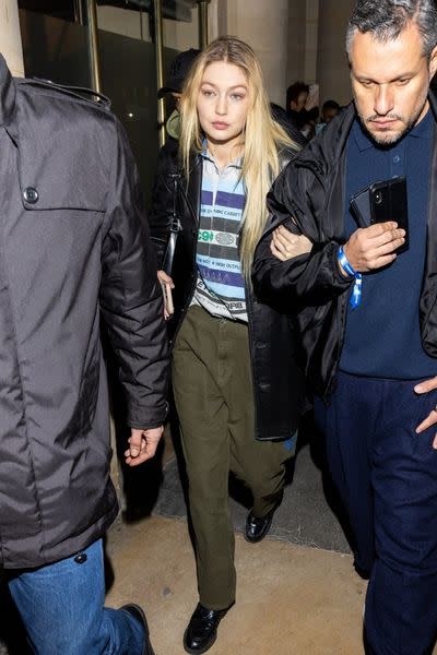 Gigi-Hadid-Paris-Fashion-Week-2022