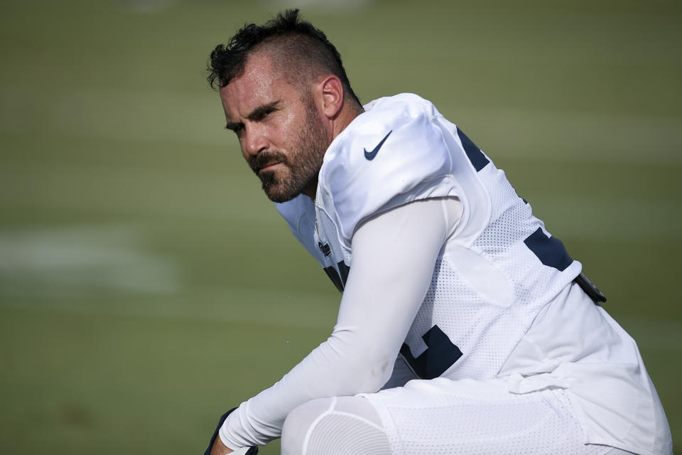 Los Angeles Rams safety Eric Weddle suffered a nasty gash on his head against Carolina. (AP)