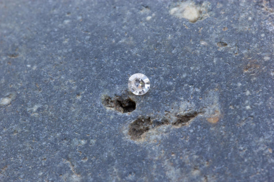 diamond on the street