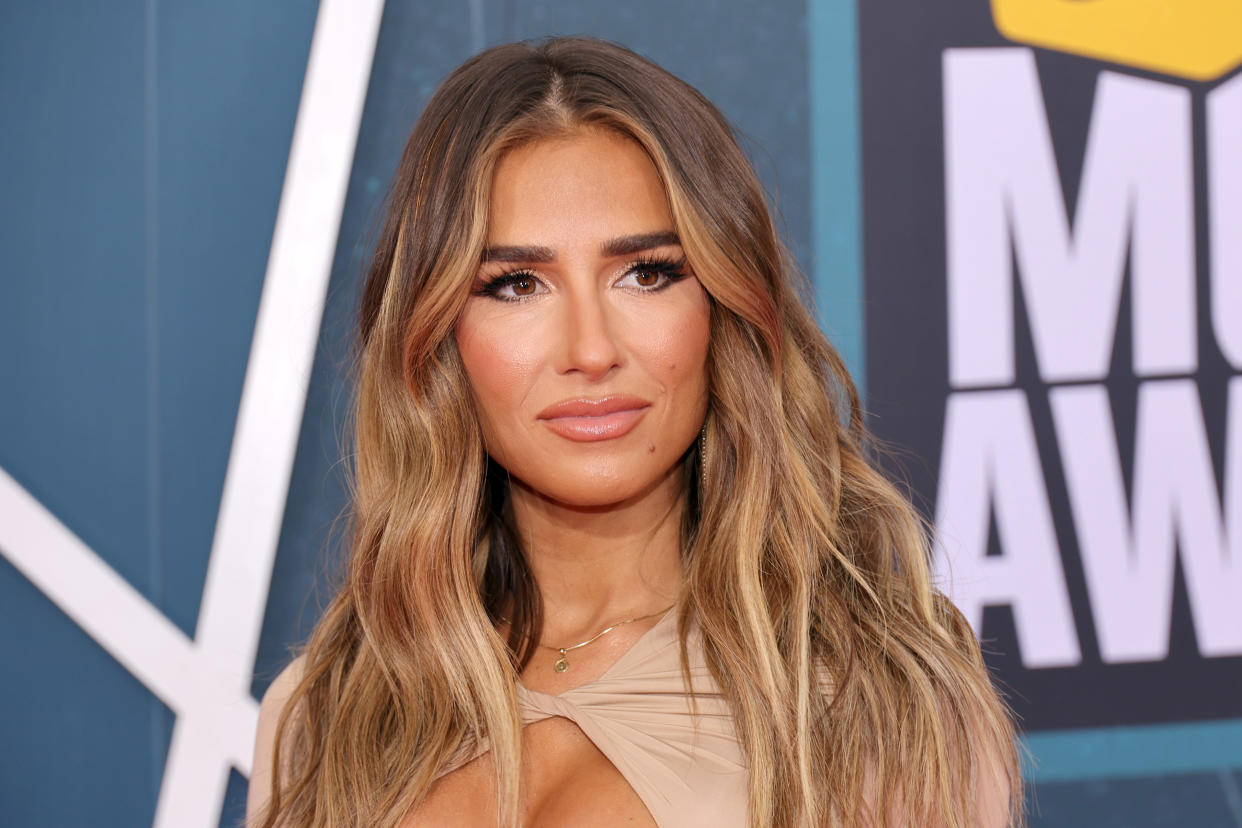 NASHVILLE, TENNESSEE - APRIL 11: Jessie James Decker attends the 2022 CMT Music Awards at Nashville Municipal Auditorium on April 11, 2022 in Nashville, Tennessee. (Photo by Mike Coppola/Getty Images)