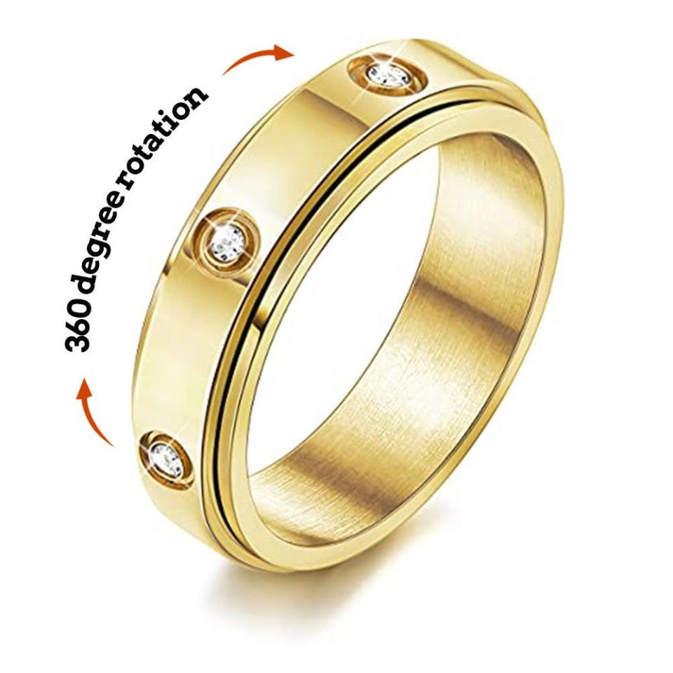 4) Diamante Stainless Steel Anxiety Relief Ring