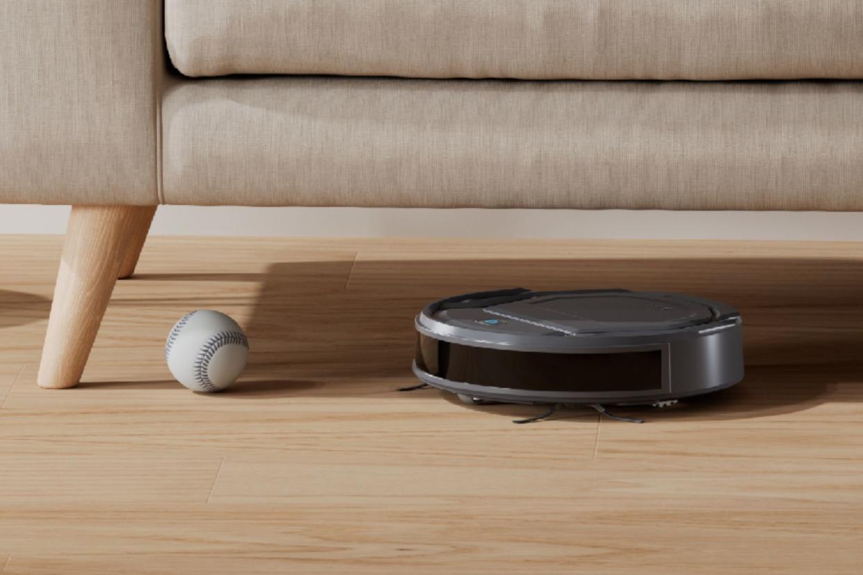 This robot vacuum will cut your cleaning time in half — and it's 46 per cent off on Amazon Canada. (Photo via Amazon)