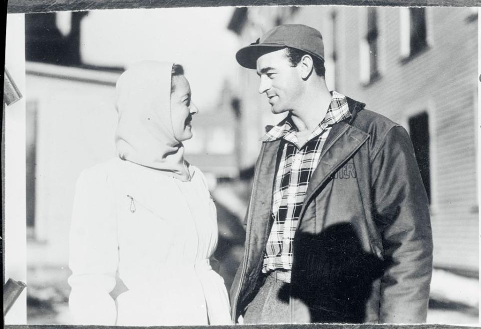 1945: Bette Davis and William Sherry