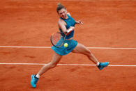 Tennis - French Open - Roland Garros, Paris, France - May 30, 2018 Romania's Simona Halep in action during her first round match against Alison Riske of the U.S. REUTERS/Pascal Rossignol