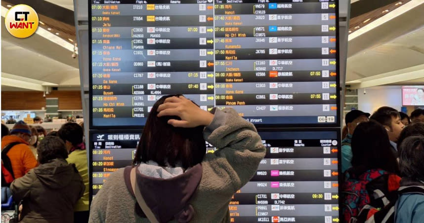 長榮機師罷工在即，由於農曆年不只有台灣，整個亞洲區都會受到影響，因此要簽轉難度相對高，旅行社希望航空公司盡早提供資訊，讓業者有足夠時間應對消費者。（圖／林榮芳攝）