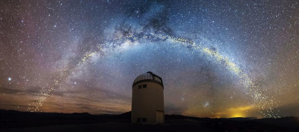 Wavy milky way