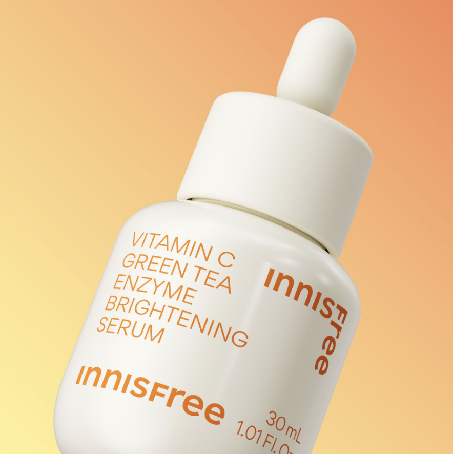 Innisfree Vitamin C Green Tea Enzyme Brightening Serum 30ml. (PHOTO: Shopee)