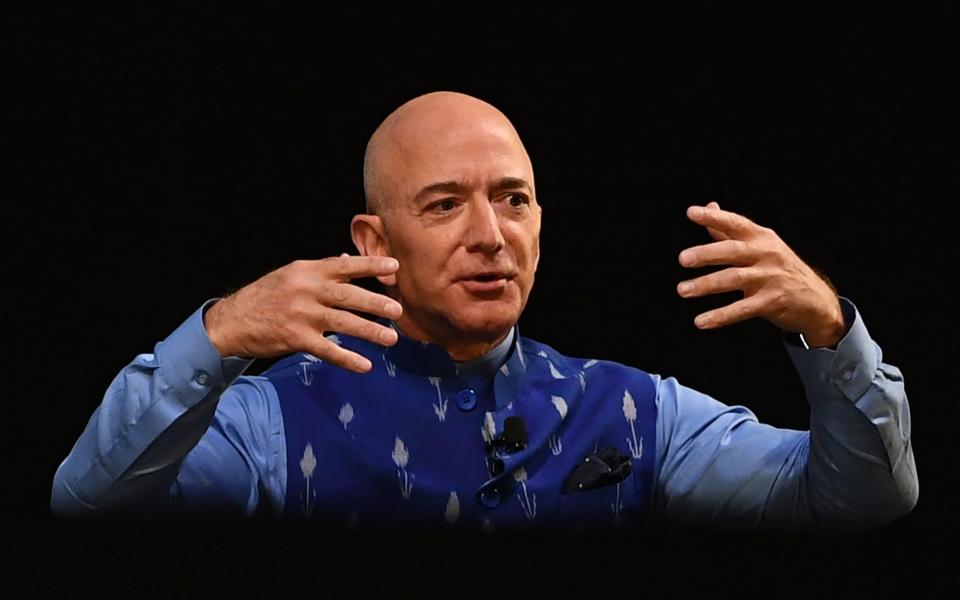 Jeff Bezos in India - SAJJAD HUSSAIN  /AFP  