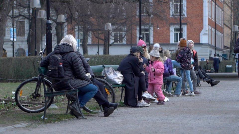 A pesar de que no se usó la palabra confinamiento, la vasta mayoría de la población optó por adoptar, de manera voluntaria, un distanciamiento social.