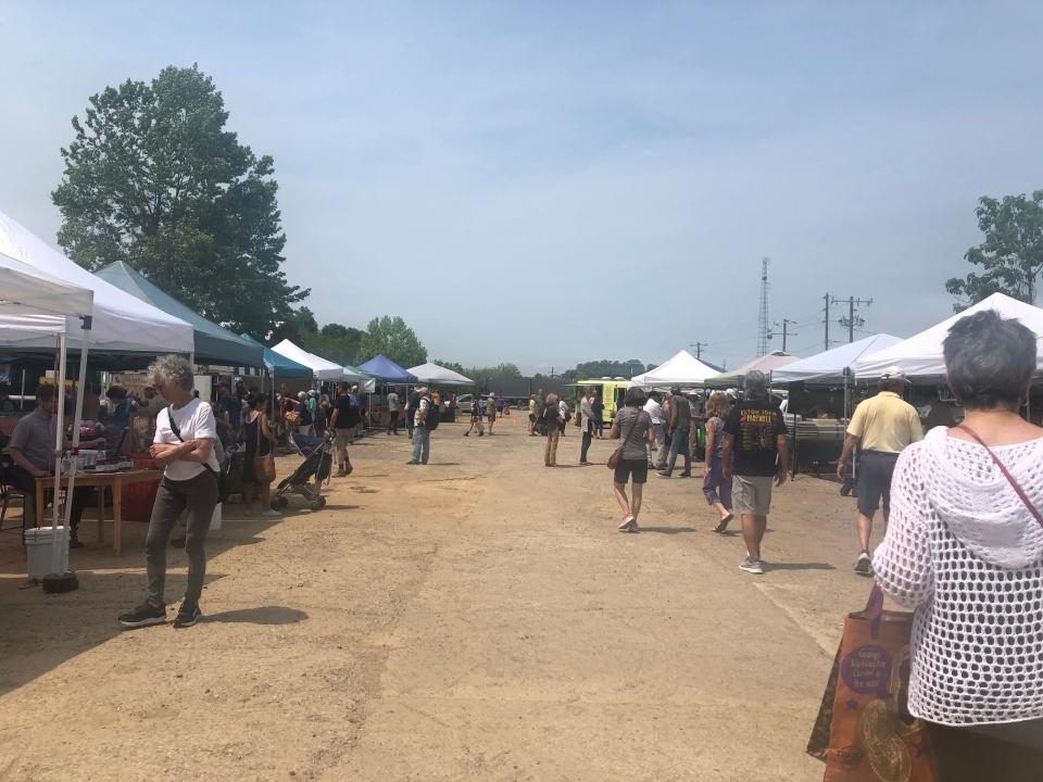 River Arts District Farmers Market will have a new location, citing poor conditions at Foundy Street. Beginning July 6, the weekly event will be hosted at Smoky Park Supper Club, 350 Riverside Drive in Asheville.