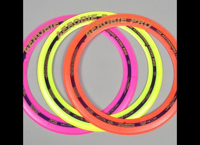 <strong>TO BUY:</strong> <a href="http://www.hickorees.com/brand/aerobie/product/aerobie-pro-ring" target="_hplink">Pro Ring by Aerobie, $11</a>