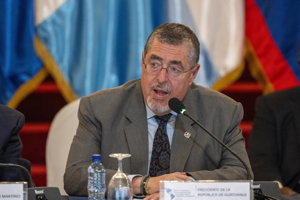 FILE - Guatemalan President Bernardo Arevalo addresses a regional meeting on irregular migration at the National Palace, in Guatemala City, May 7, 2024. Arevalo and his Mexican counterpart Andres Manuel López Obrador, met Friday, May 17, 2024, in the Mexican border city of Tapachula, to tackle issues of shared interest, foremost among them immigration. (AP Photo/Moises Castillo, File)