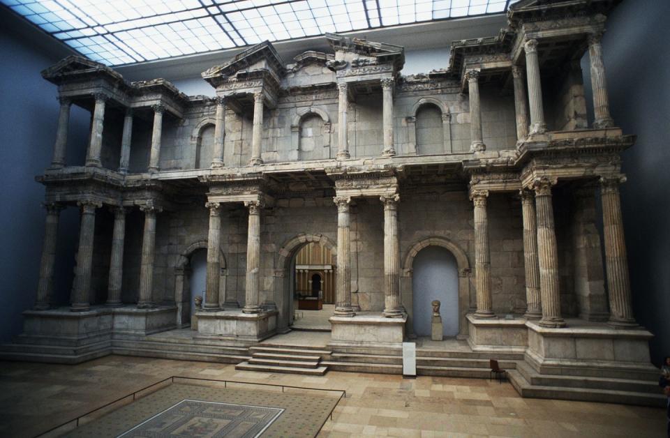 pergamon museum in berlin