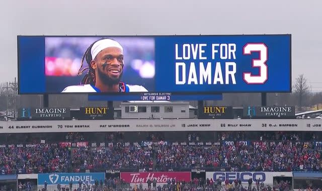 NFL world ecstatic over amazing Damar Hamlin news