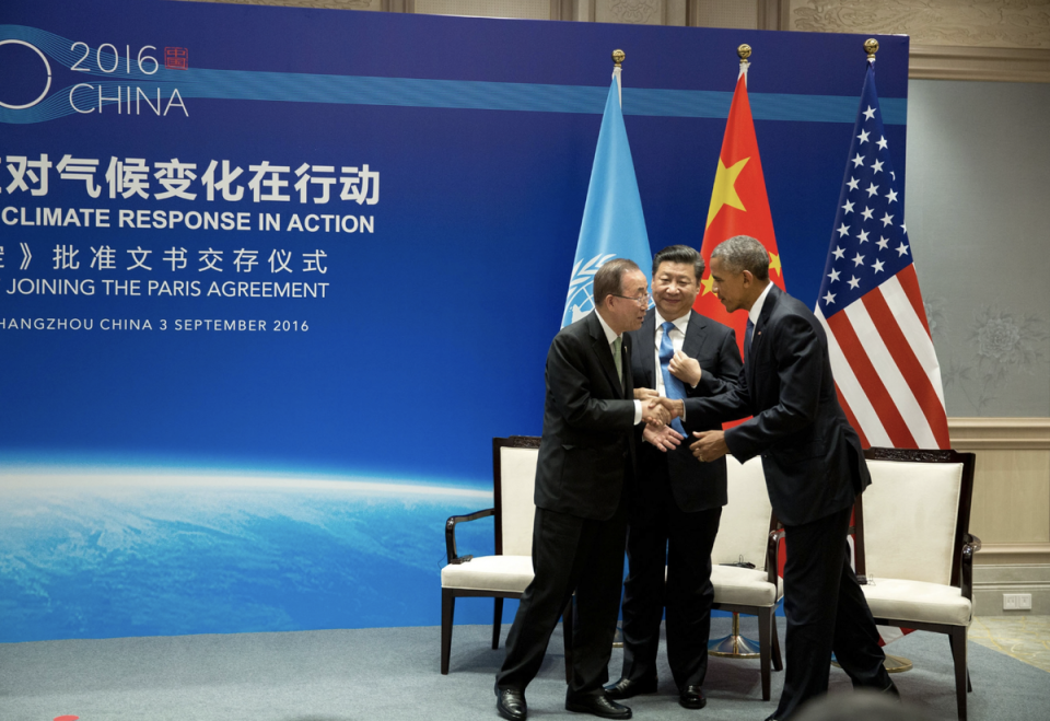 US President Barack Obama, President Xi Jinping of China and United Nations Secretary General Ban Ki-moon exchange greetings at the conclusion of a climate event at West Lake State House in Hangzhou, China, September 3, 2016 (Official White House Photo by Pete Souza)