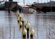 <p>Water covers downtown streets after the Ohio River flooded in Louisville, Ky., Feb. 26, 2018. (Photo: John Sommers II/Reuters) </p>