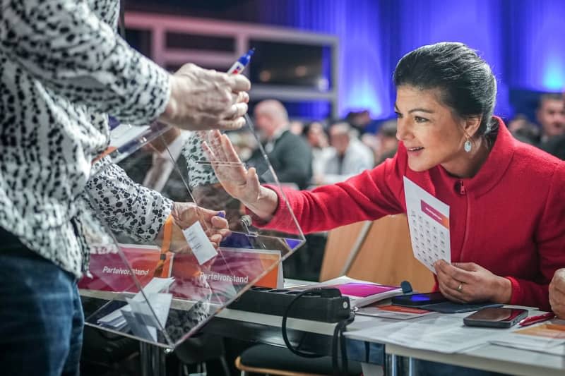 Sahra Wagenknecht casts a ballot at the founding party conference of the new Wagenknecht party, the "Alliance Sahra Wagenknecht - for Reason and Justice". The party was officially founded at the beginning of January with around 450 members. Kay Nietfeld/dpa