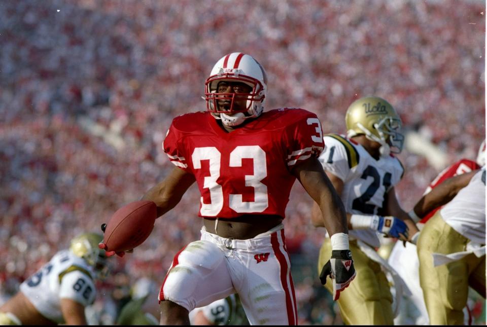 Running back Brent Moss of the Wisconsin Badgers scores a touchdown during the Rose Bowl against the UCLA Bruins at the Rose Bowl in Pasadena, California. Wisconsin won the game 21-16.