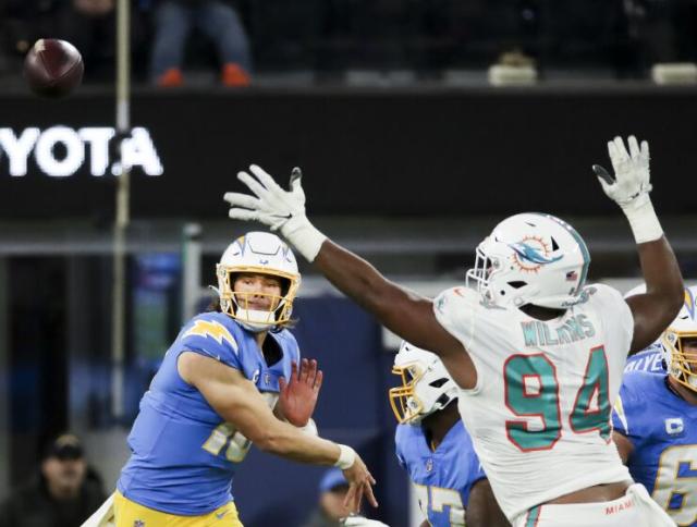 Key Players that came up big for the Miami Dolphins vs Chargers