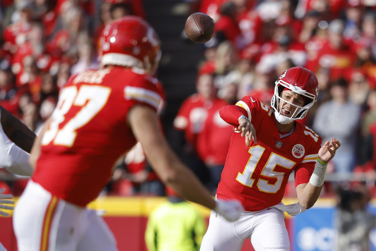 Fantasy baseball: Somewhere in multiverse, Super Bowl MVP Mahomes