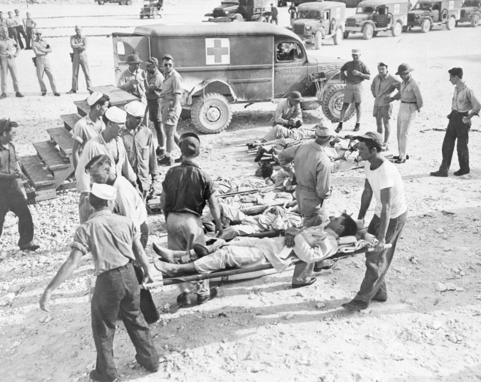 Not everyone made it to shore after the torpedoing of the USS Indianapolis. <a href="https://www.gettyimages.com/detail/news-photo/survivors-of-uss-indianapolis-enroute-to-hospital-following-news-photo/466684321?adppopup=true" rel="nofollow noopener" target="_blank" data-ylk="slk:PhotoQuest/Getty Images;elm:context_link;itc:0;sec:content-canvas" class="link ">PhotoQuest/Getty Images</a>