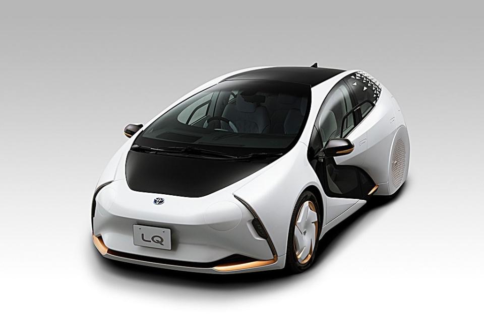 TOYOTA推出Level 4自動駕駛概念車LQ，結合AI與VR科技