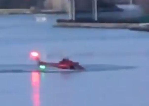'At least two killed' in helicopter crash in New York’s East River