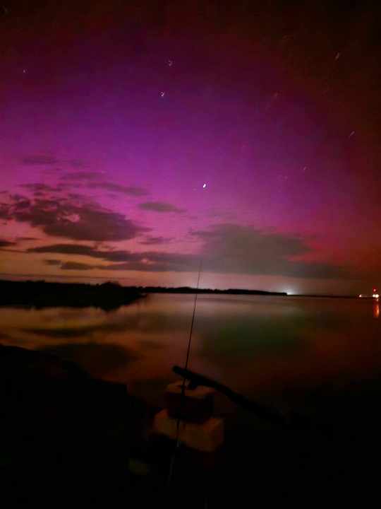 Northern lights at Prairie Dog Lake in Norton on May 10, 2024 (Courtesy: Arthur Turley)