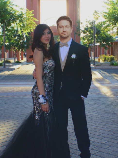 This teen photoshopped Ryan Reynolds into her prom pic