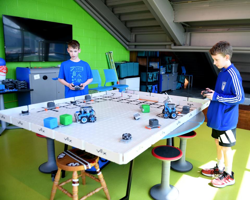 Zechariah, left,  and Micah Morgan,  6th grade students work in the Maker Space at Lake Elementary School.  Friday,  April 14, 2023.