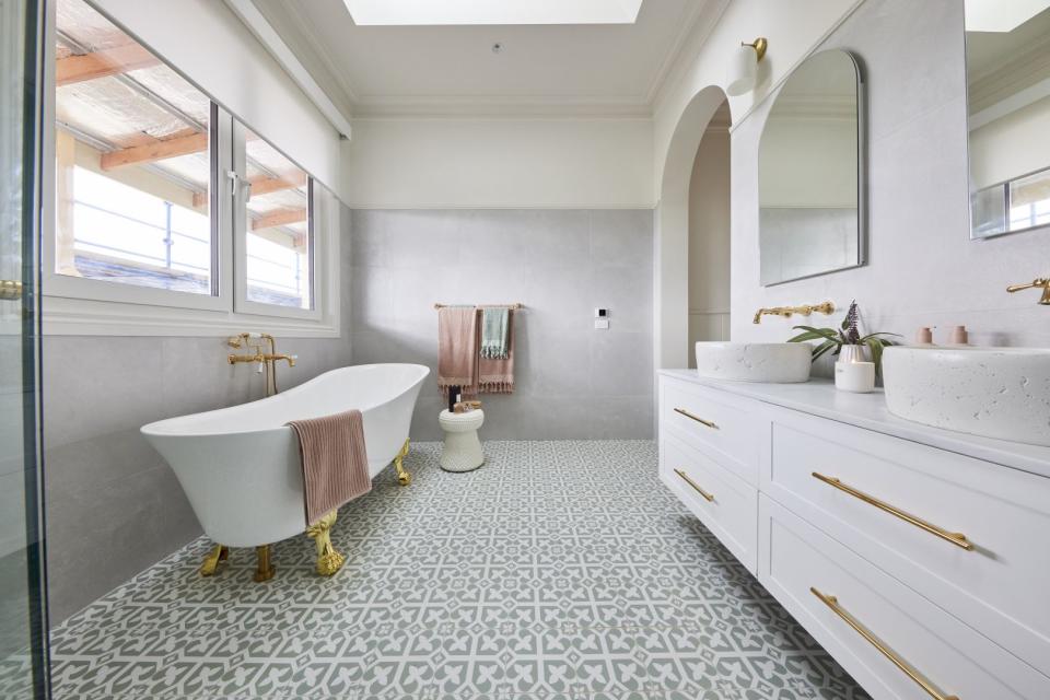 The main bathroom at 225 McGeorge Road, Gisborne, Victoria