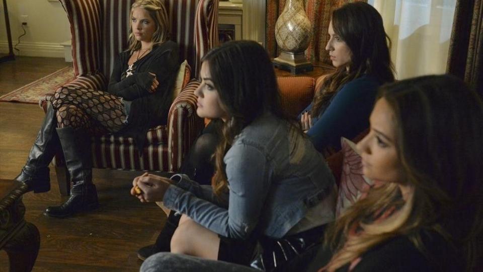 best thanksgiving tv episodes pretty little liars