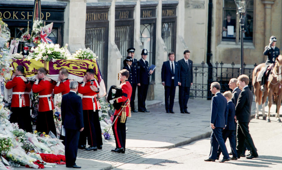 LONDON, ENGLAND  -  SEPTEMBER  6:   The Duke of Edinburgh, Prince William, Earl Spencer, Prince Harry, and Charles, Prince of Wales in the Funeral Procession, at Diana Princess of Wales's Funeral, arriving at Westminster Abbey, London, on September 6,  1997,  in London, England. (Photo by Julian Parker/UK Press via Getty Images)