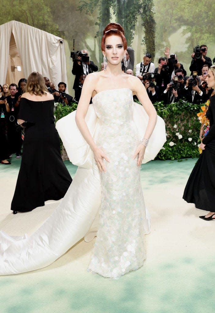 Hari Nef attends the 2024 Met Gala.