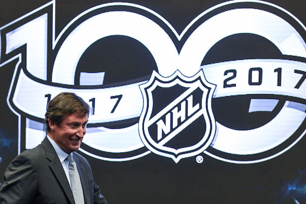 TORONTO, ON - SEPTEMBER 27: NHL icon Wayne Gretzky attends the unveiling the league's Centennial celebration plans for 2017 during a press conference at the World Cup of Hockey 2016 at Air Canada Centre on September 27, 2016 in Toronto, Ontario, Canada. (Photo by Minas Panagiotakis/Getty Images)