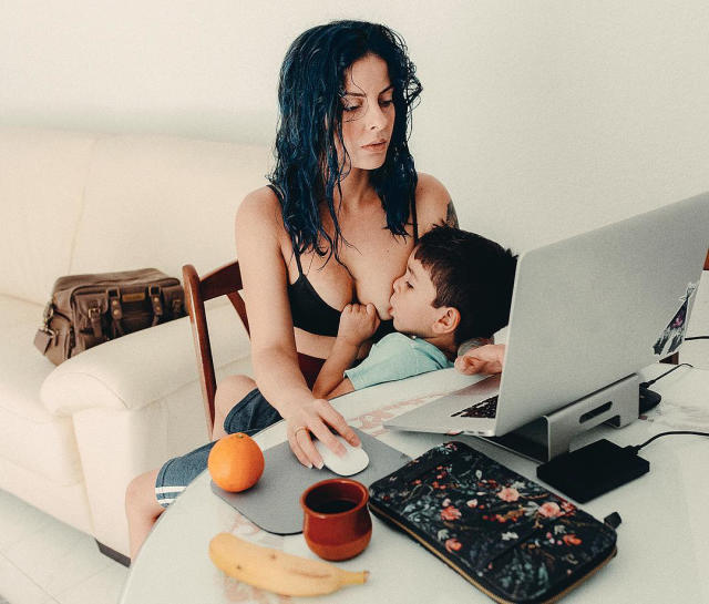 Mom Son Forced Breastfeeding In Sex Videos - Mum faces backlash for double breastfeeding photos