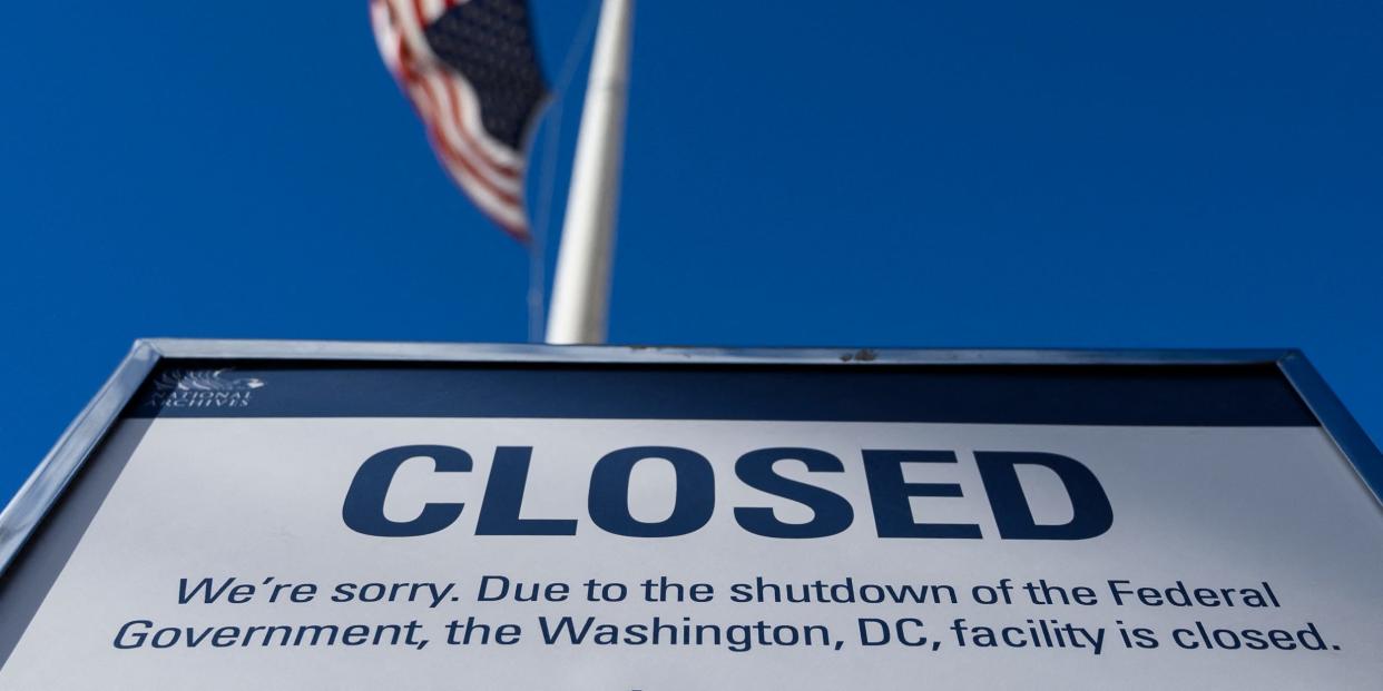 A sign outside the National Archives in 2018 describes the US government shutdown.