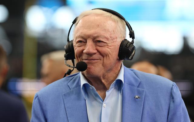 Jerry Jones had the most delusional answer for why he should remain Cowboys GM - Yahoo Sports