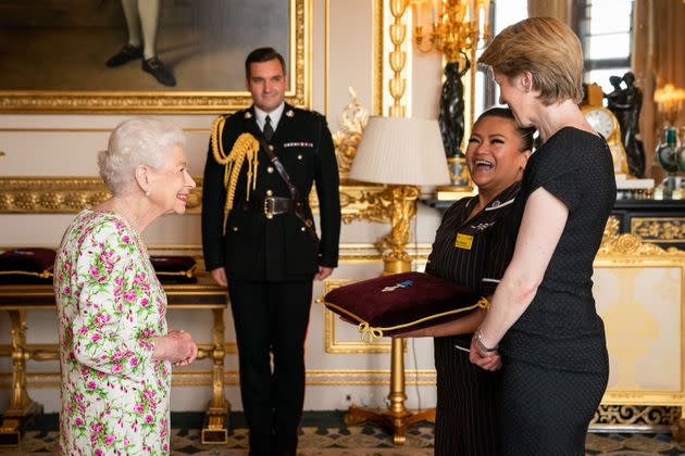 The Queen presenting the George Cross to Amanda Pritchard, chief executive of NHS England, and May Parsons, modern matron at University Hospital Coventry and Warkwickshire, in July 2022. (Photo: Aaron Chown/PA)