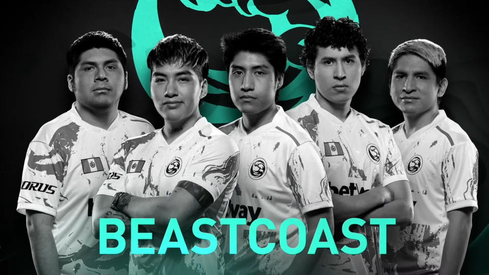 Wisper (second from left) and Chris Luck (second from right) with Beastcoast during The International 11. (Photo: Valve Software)