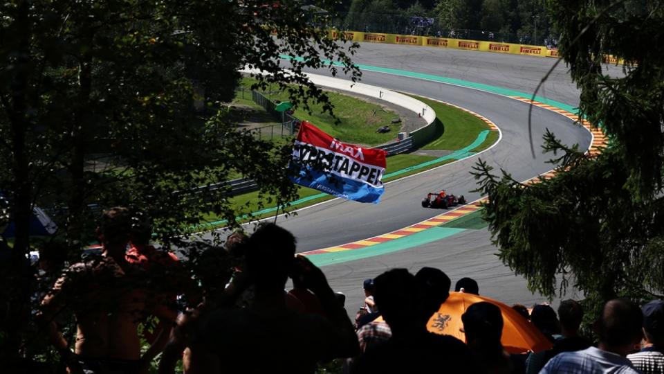 Verstappen：超軟胎起跑是最好的策略選擇