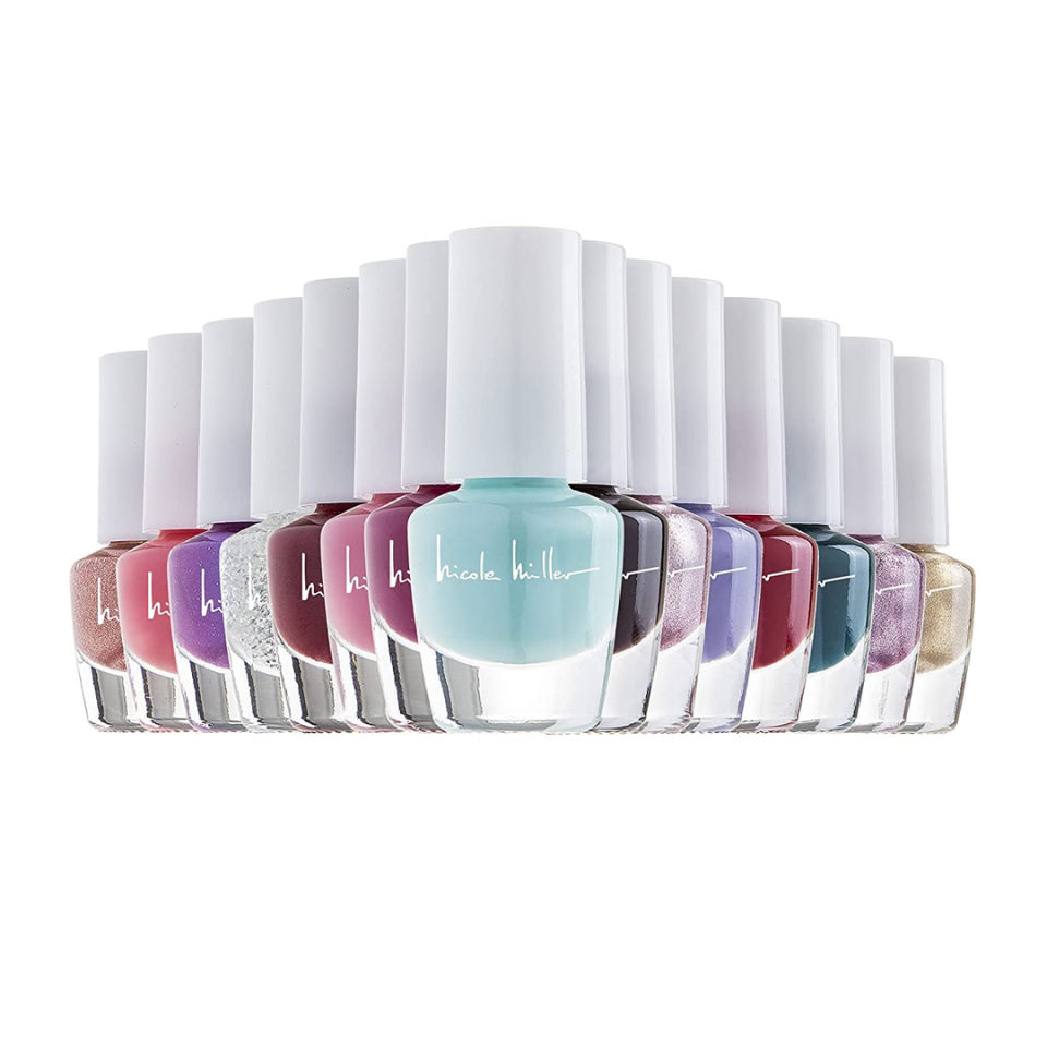 23) Mini Nail Polish Set