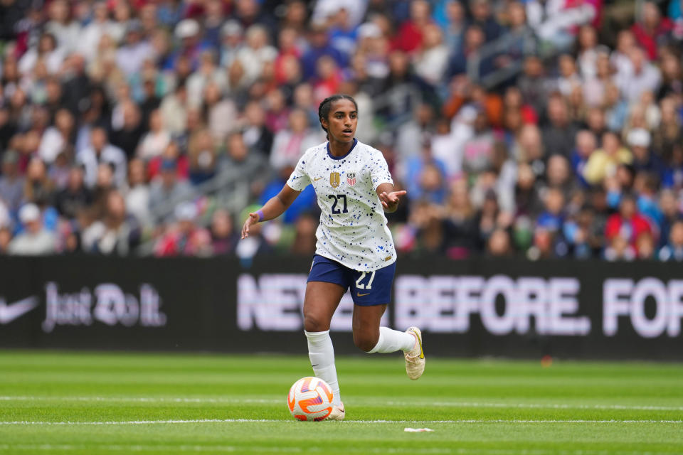 Naomi Girma looks to pass during a game between Ireland and USWNT in Austin, Texas, on April 8, 2023.<span class="copyright">Brad Smith—USSF/Getty Images</span>