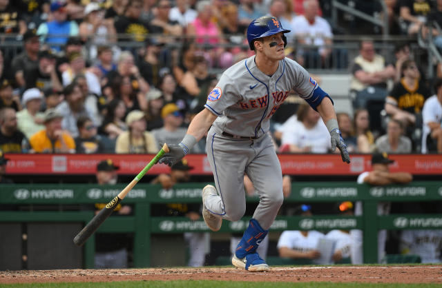 Mark Canha hits tiebreaking double in seventh, Mets beat Pirates to snap  seven-game losing streak - The Boston Globe