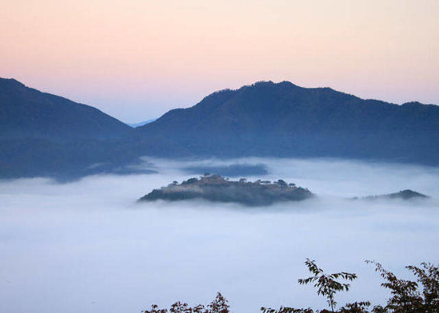 雲端上的秘境 天空之城 竹田城跡 日本必看絕景