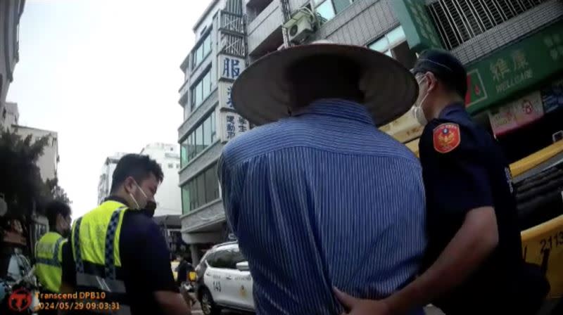 台中平等澄清醫院傳出醫護人員遭前員工毆傷。（圖／翻攝畫面）