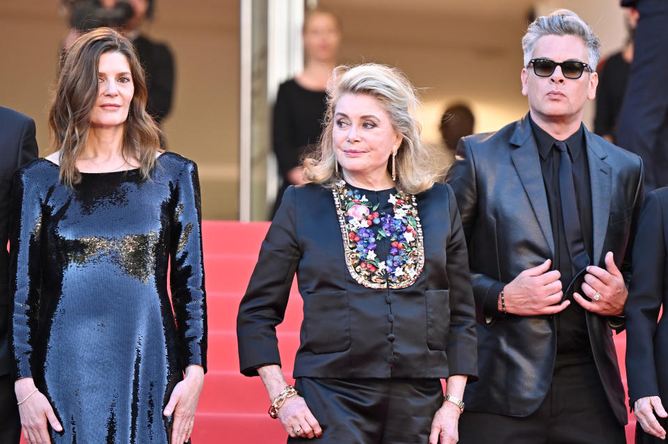 Chiara Mastroianni, Catherine Deneuve et Benjamin Biolay (Photo by Stephane Cardinale - Corbis/Corbis via Getty Images)