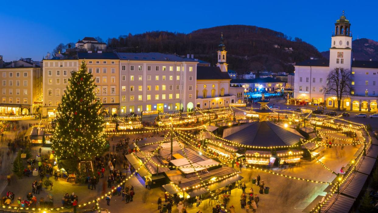 salzburg christmas market veranda