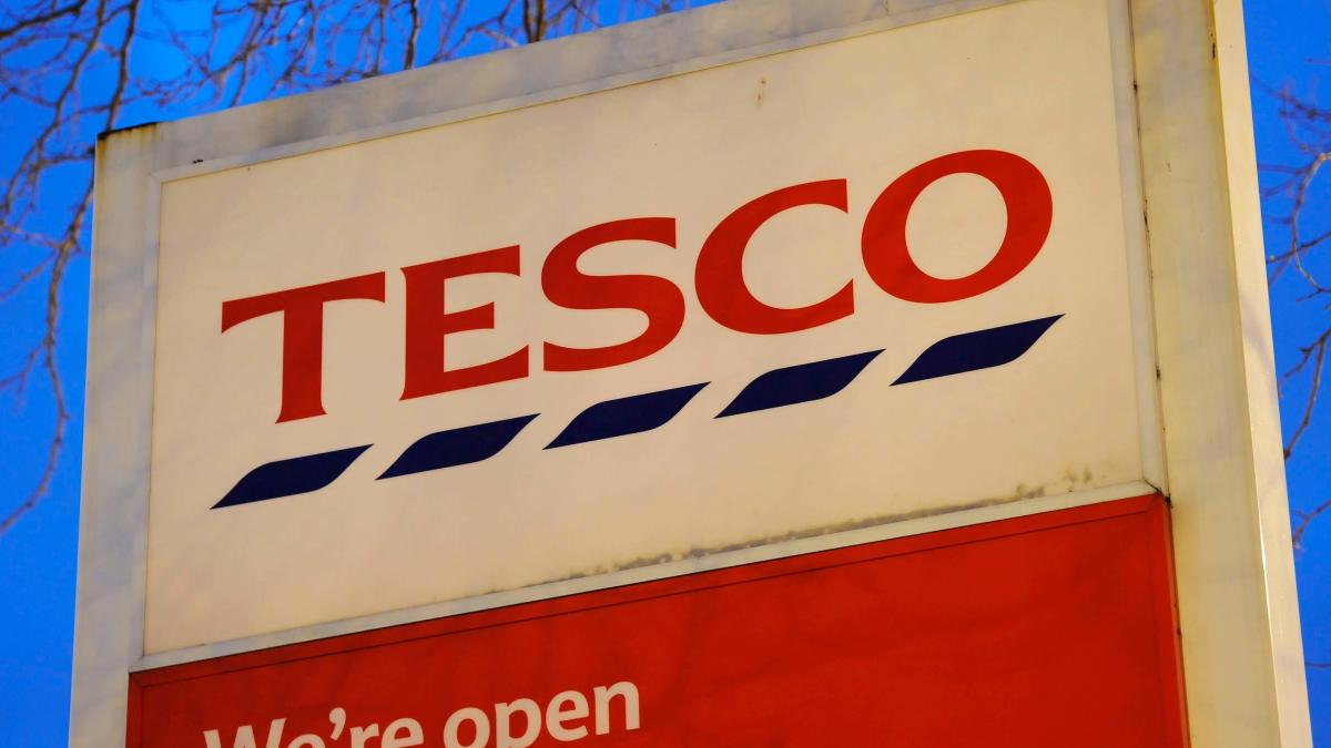 Unite betrays UK Tesco workers strike, USDAW plans company talks - World  Socialist Web Site