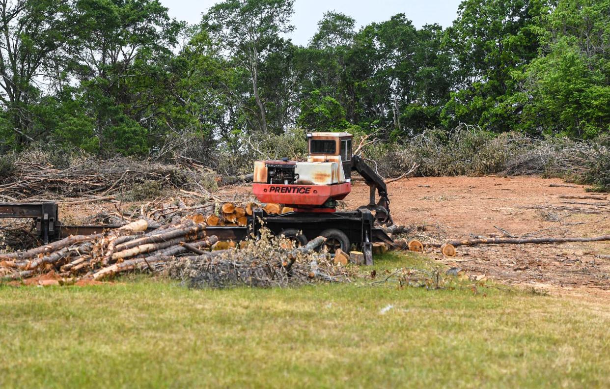 Grading and clearing space at the 25 acre site of the future Oak Hill Elementary School in Piedmont, S.C. Tuesday, April 30, 2024. The school is scheduled to be open in the Fall of 2026, stated in a the Anderson School District One press release.